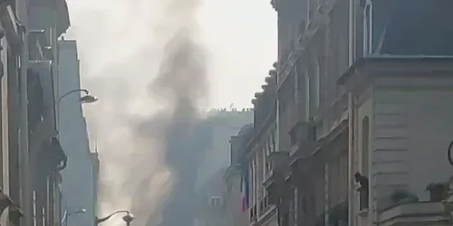 NEXUS FRANCE Un incendie de camionnette suivi d une explosion a e FHfU3h mp4 thumbnail png