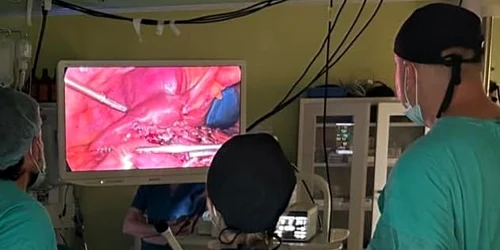 Interventie medicala in premiera Foto SPitalul Orășenesc Mioveni Facebook jpg