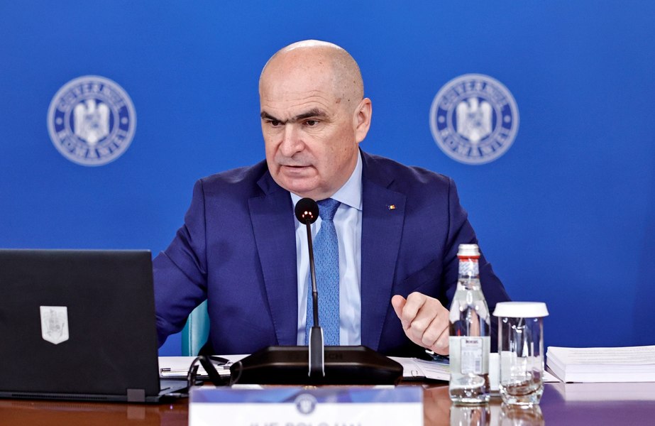 Ilie Bolojan, despre atenuarea impactului scumpirii carburanților: „Vom reduce valoarea accizei. În primă etapă ne vom concentra pe motorină”