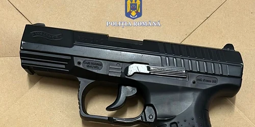 a agresat un tanar cu un pistol airsoft Foto Poliția Română  IPJ Mures jfif