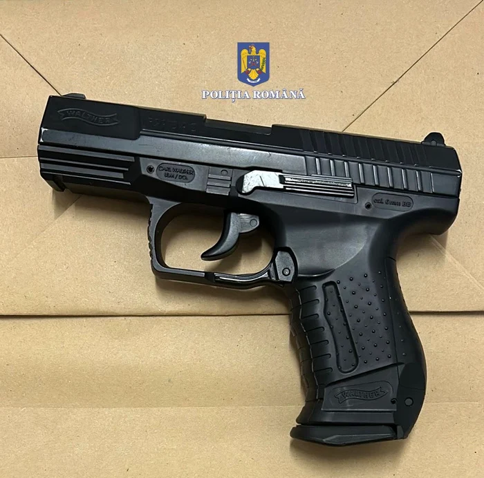 Un copil a agresat un alt tânăr cu un pistol airsoft Foto: Poliția Română/IPJ Mureș