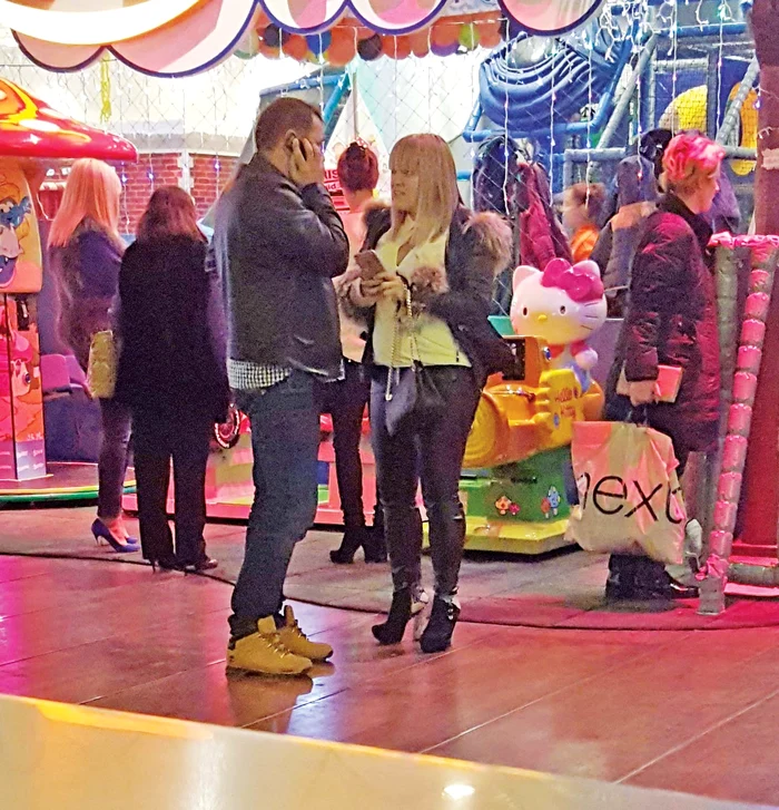 “Sosia” Elenei  era extrem de  încântată de poza făcută  