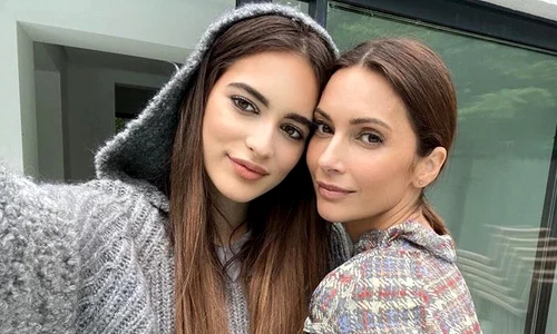 Eva Zaharscu, alaturi de Andreea Berecleanu