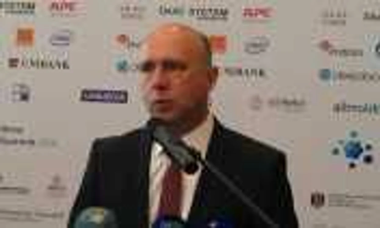 Ministrul Tehnologiei Informaţiei şi Comunicaţiilor, Pavel Filip, a declarat că noul sistem de plată va intra în vigoare din 6 octombrie Foto: Adevărul