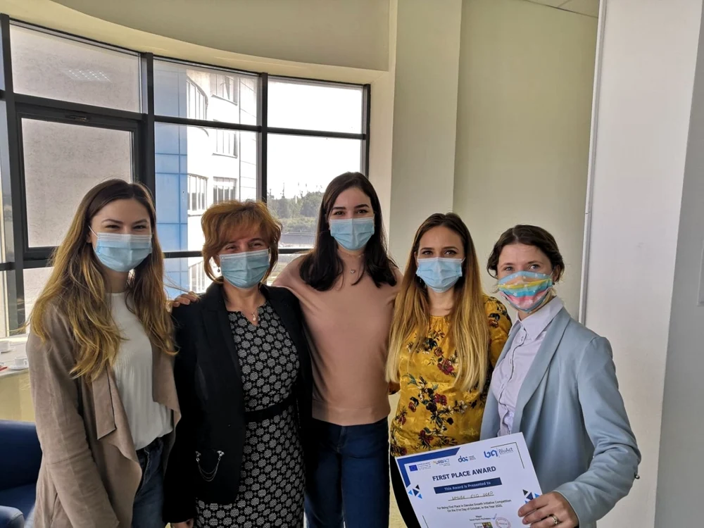 Creatoarele săpunului din ulei alimentar rezidual FOTO UGAL
