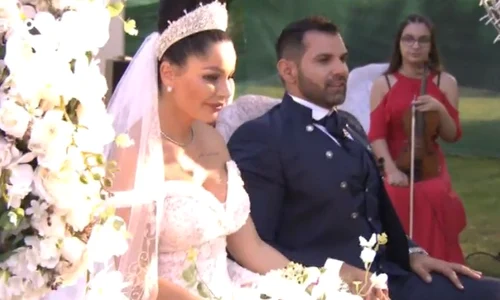 Imagini de la cununia religioasă a lui Brigitte cu Florin Pastramă  jpeg