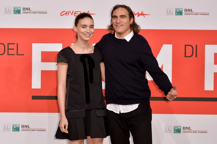 
    Actorii Rooney Mara şi Joaquin Phoenix s-au logodit în 2019foto: Guliver / GettyImages  