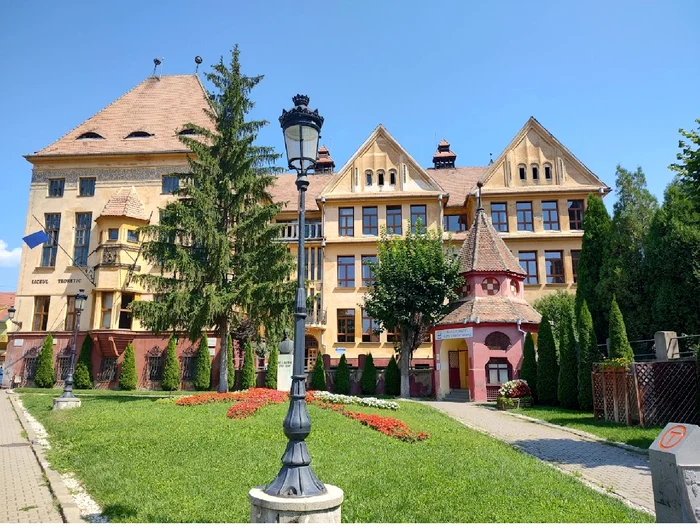Liceul Roth Oberth din Mediaș Sibiu Foto Ionel Adelin Dinu