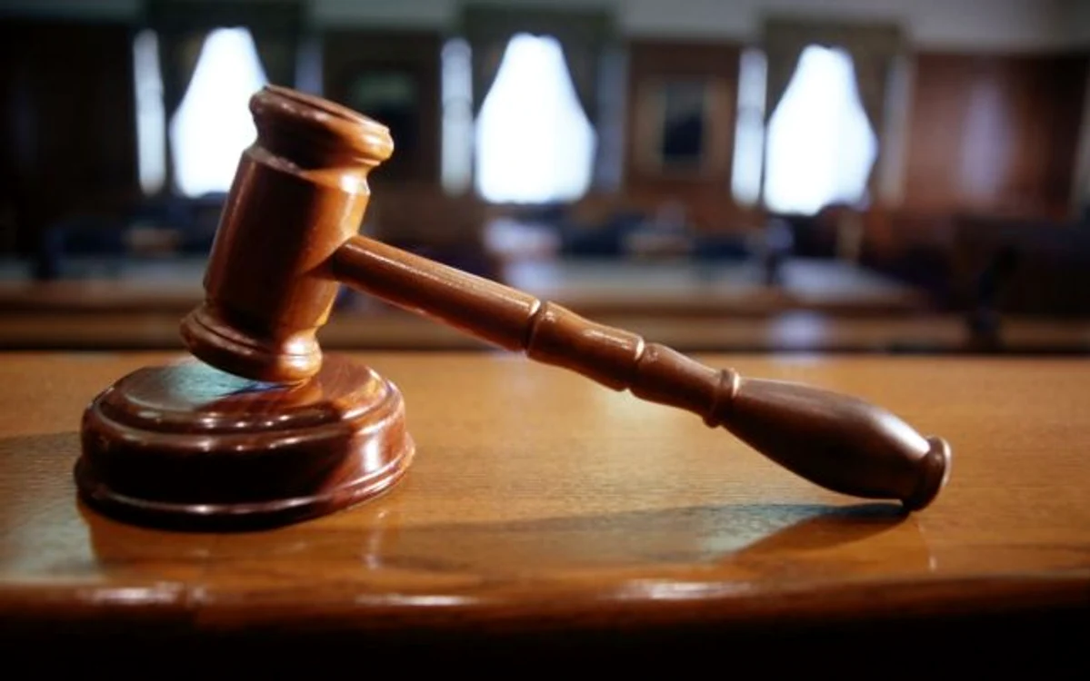 Cei doi judecători sunt condamnaţi pentru corupţie