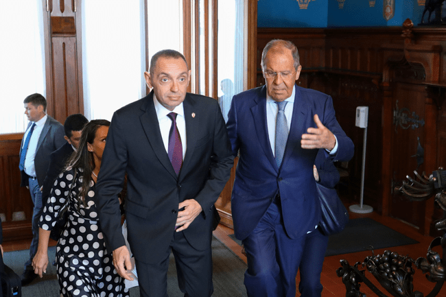 Serbia dă asigurări Rusiei că nu s-a alăturat „isteriei antiruse” și că nu a impus sancțiuni Kremlinului