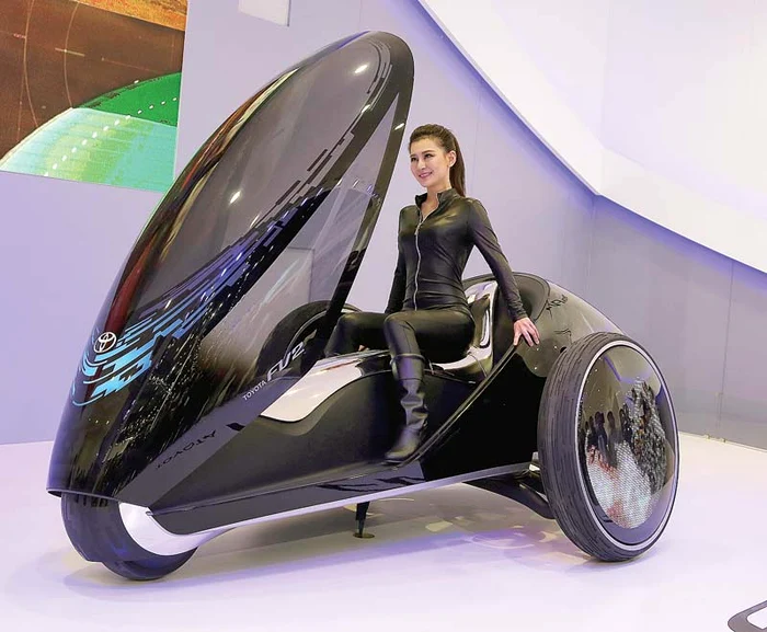 Parbrizul îşi schimbă culoarea în funcţie de starea de spirit a şoferului (Fotografii: Guliver/Gettyimages/Toyota.com)