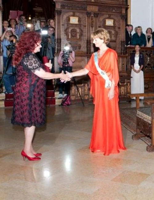 Stela Popescu Nihil sine Deo Principesa Margareta Castelul Peles jpeg