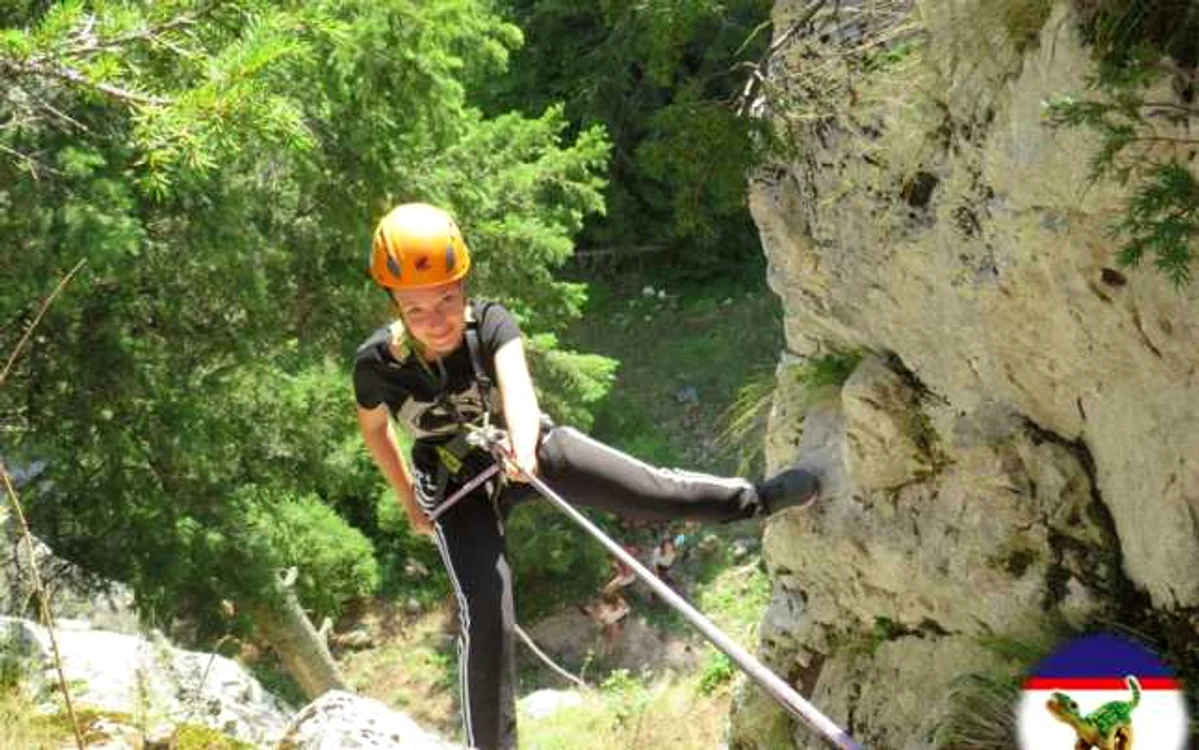 La finalul taberei, toţi tinerii au primt titlul de "Cel mai tare voluntar", pentru faptul că au reuşit să-şi depăşească limitele şi să parcurgă cu succes toate provocările