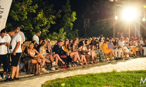 500 de invitaţi au participat la eveniment  jpeg