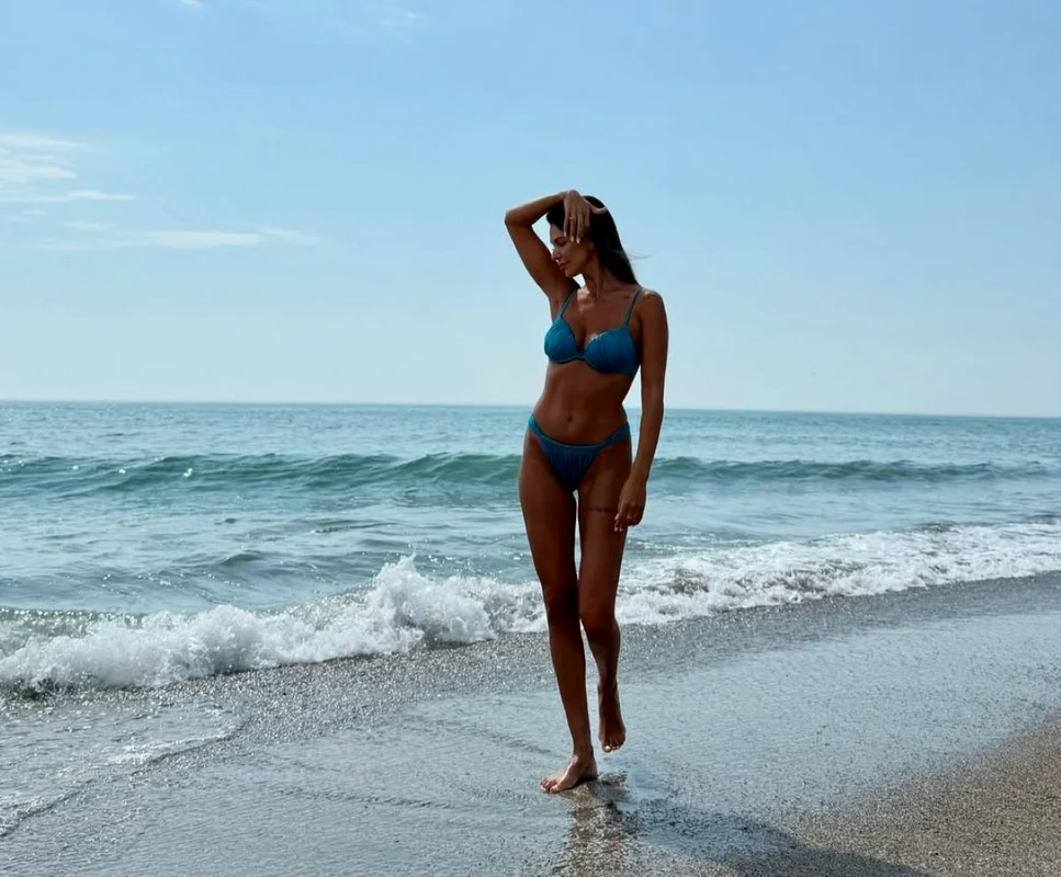 Andreea Bododel arată absolut senzațional la 35 de ani / foto: Instagram