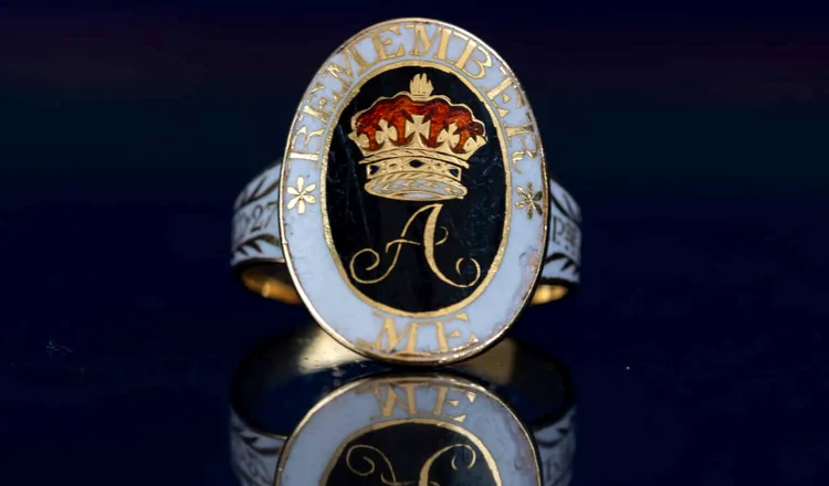 Inelul prințesei Amelia FOTO: Hansons Auctioneers