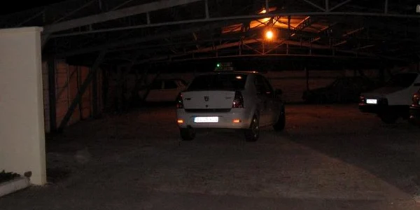 Taximetristul a găsit ajutor la Depozitul de armament Foto: IJJ Braşov