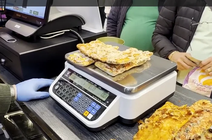 Inspectorii au constatar nerespectarea gramajului la produsele alimentare FOTO: captura video