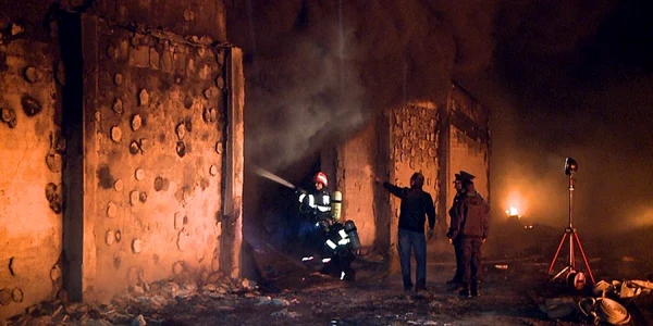 incendiu depozit