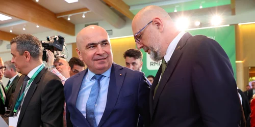 CONGRES UDMR Ilie Bolojan alături de Kelemen Hunor FOTO Inquam / Simion Tataru 