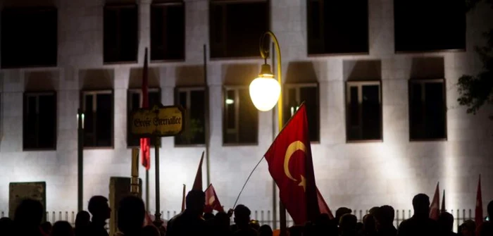 Miting, la Berlin, împotriva puciului eşuat din Turcia FOTO Die Welt