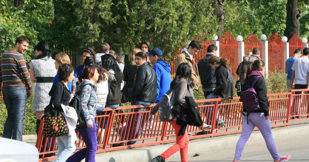 Cum pot afla părinții cât de sigură este școala pe care o frecventează copilul lor