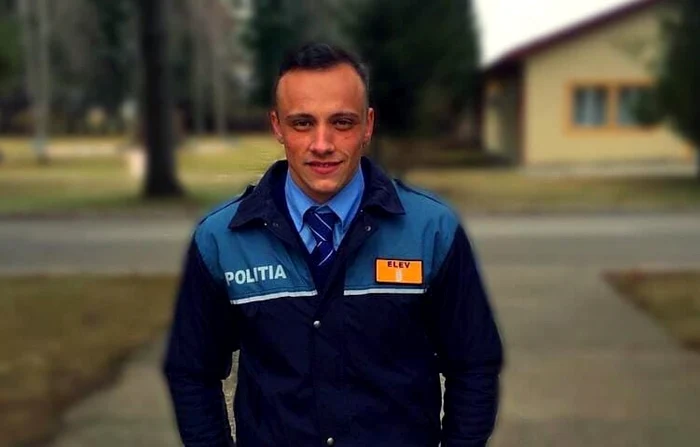 Miss Åi Mister Åcoala de AgenÅ£i de PoliÅ£ie âVasile LascÄrâ din Câmpina împÄrtÄÅesc o pasiune comunÄ: folclorul