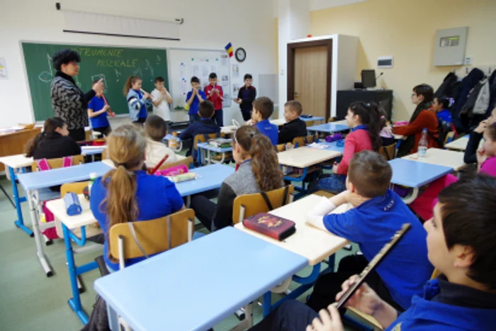 Mămica din Bucureşti, şocată de ce păţeşte fiul, la şcoală ”Unde i trimit eu pe ăştia micii” jpeg