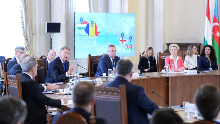 Ceremonia de semnare a acordului pentru transportul energiei FOTO Administrația Prezidențială