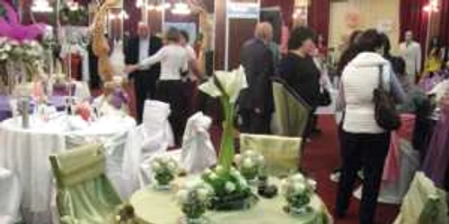 Tot mai mulţi reşiţeni îşi doresc nunţi restrânse, la care să invite doar prietenii şi familia
