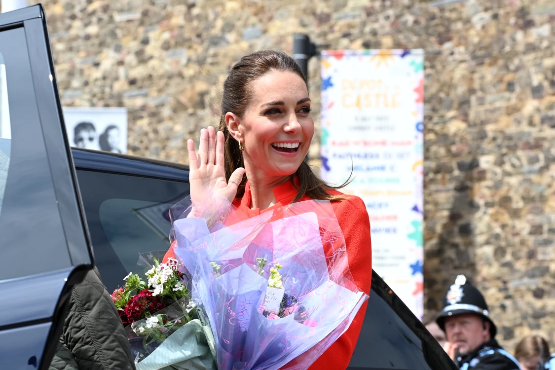 Kate Middleton cu flori, Getty Images (2) jpg