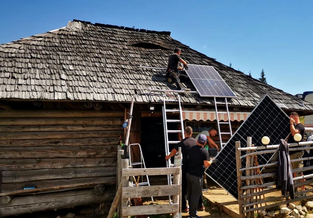 stana panouri fotovoltaice