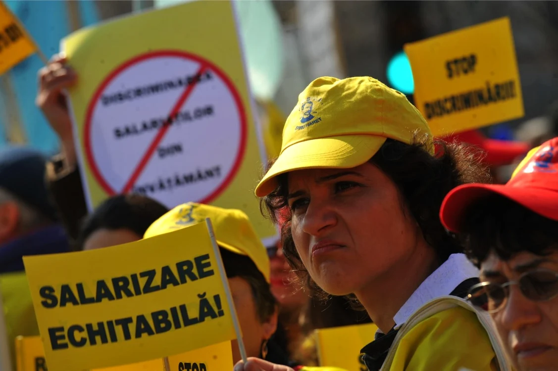 Profesorii vor ieşi din nou în stradă săptămâna viitoare    FOTO: Adevărul