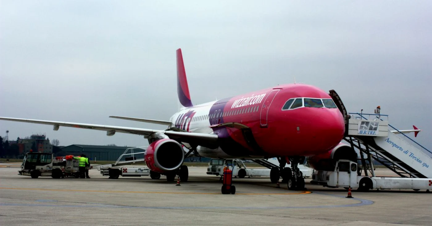 Pe Aeroportul Internaţional operează curse Cluj-Forli luni, miercruri, vineri şi duminică. FOTO: Arhivă