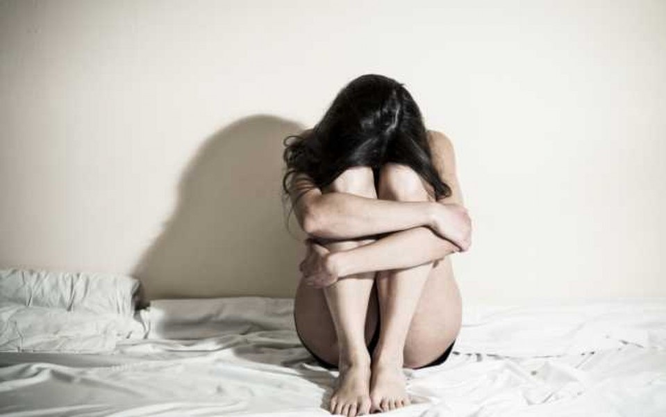 Tânăr de 20 de ani, arestat după ce a șantajat o minoră de 13 ani să îi trimită imagini compromițătoare