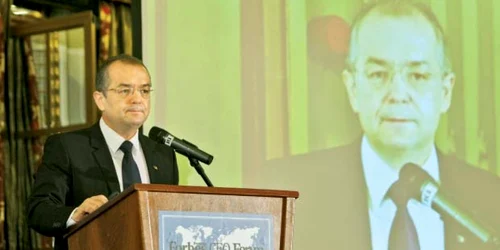 Emil Boc, premierul României, crede că prioritizarea investiţiilor este esenţială