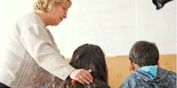Profesorii și elevii gălăţeni vor trebui să se obișnuiască cu prezenţa camerelor video în clase  