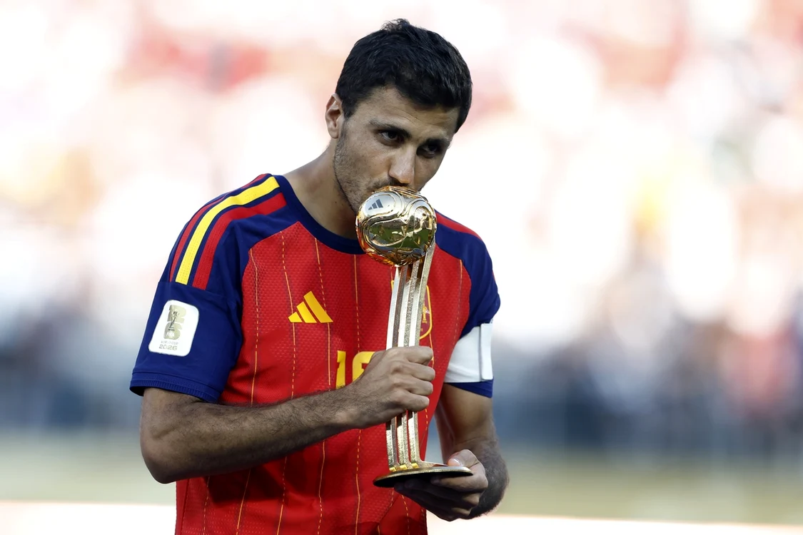 Campion mondial cu Spania, Rodri se va opera la spate (FOTO: EPA)