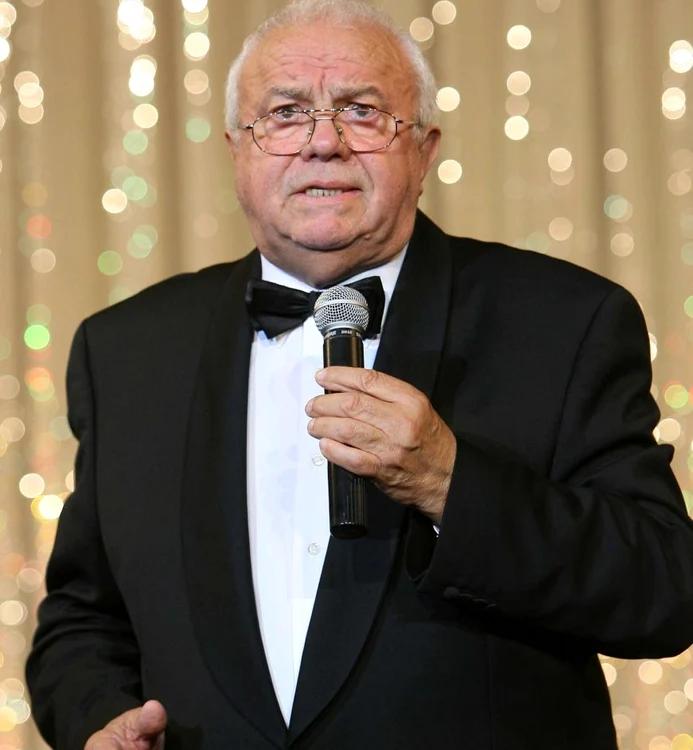 
    Alexandru Arşinel  