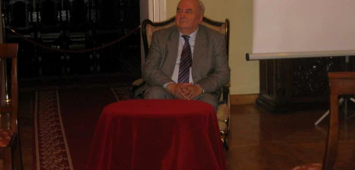 Profesorul Boris Plăhteanu a intrat în Gala „Oameni pentru Iaşi“