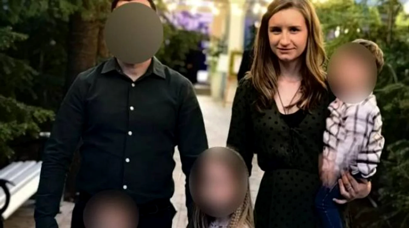 Alexandra alături de familia sa FOTO botosaneanul.ro