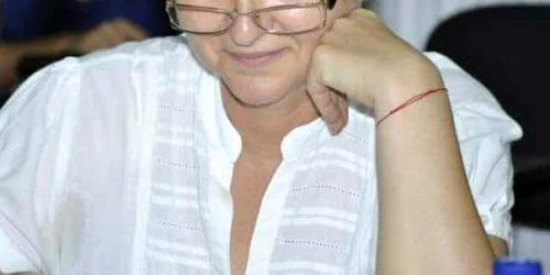 Simona Drăghincescu 