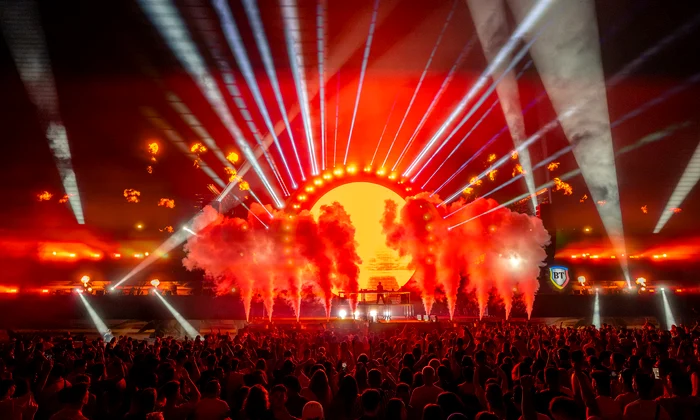 NIBIRU ARENA jpg