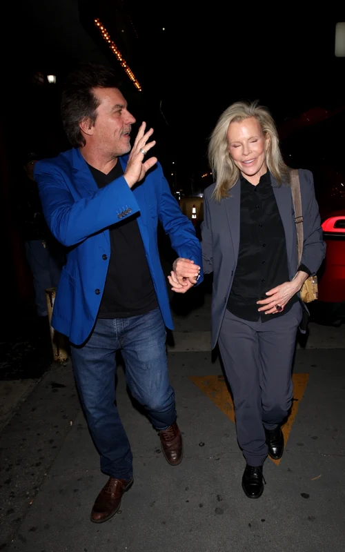 Kim Basinger și Mitch Stone 7 martie 2023