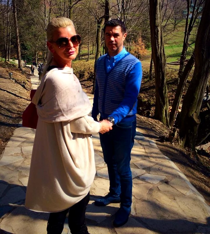 Mihai Leu, alături de soţia lui, la o plimbare