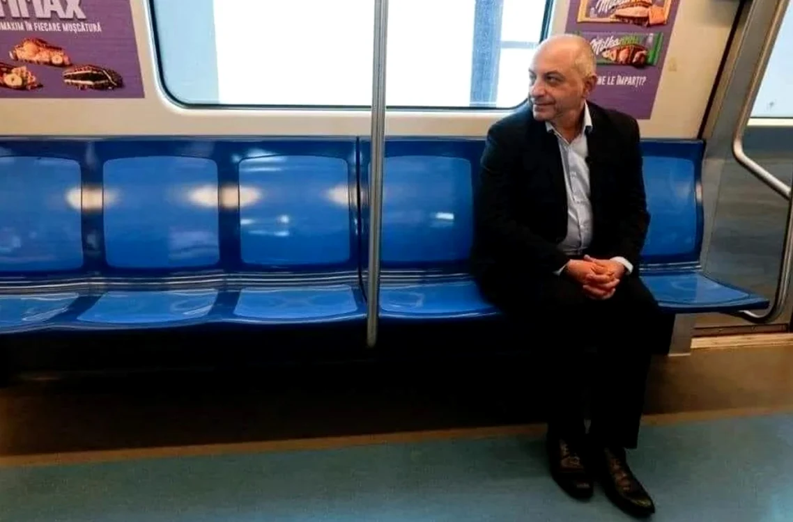 Cătălin Cârstoiu a mers cu metroul / foto: arhiva personala