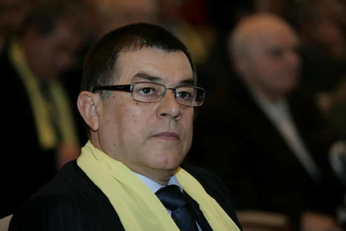 Radu Stroe e audiat vineri în dosarul accidentului aerian din Apuseni