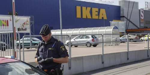 Două persoane au fost înjunghiate mortal într-un magazin Ikea din Suedia FOTO standard.co.uk