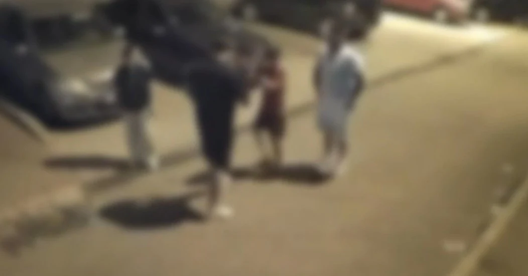 Fiul lui Sile Cămătaru și-a bătut băiatul de 12 ani, furios că acesta nu a ripostat la un conflict. Scandalul a avut loc pe o stradă din Sectorul 3