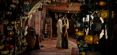 Otilia Bilionera și soțul ei turc, Bekir, în videoclipul „Cappadocia”. FOTO: captură